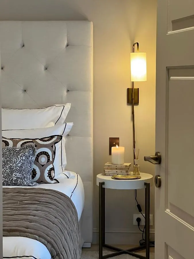Black Door 5* Parigi