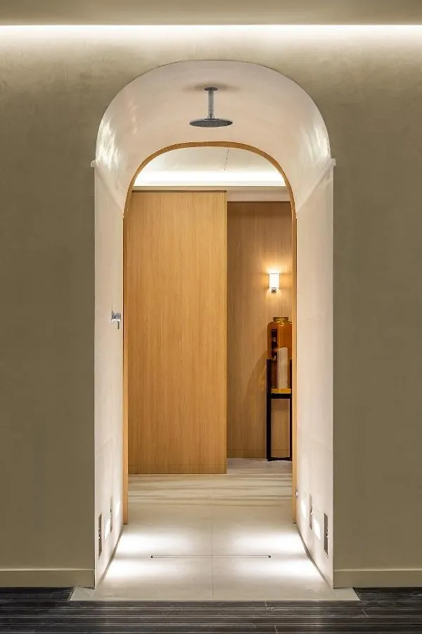 Aparthotel Black Door Parigi