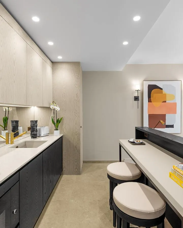 Black Door 5* Parigi