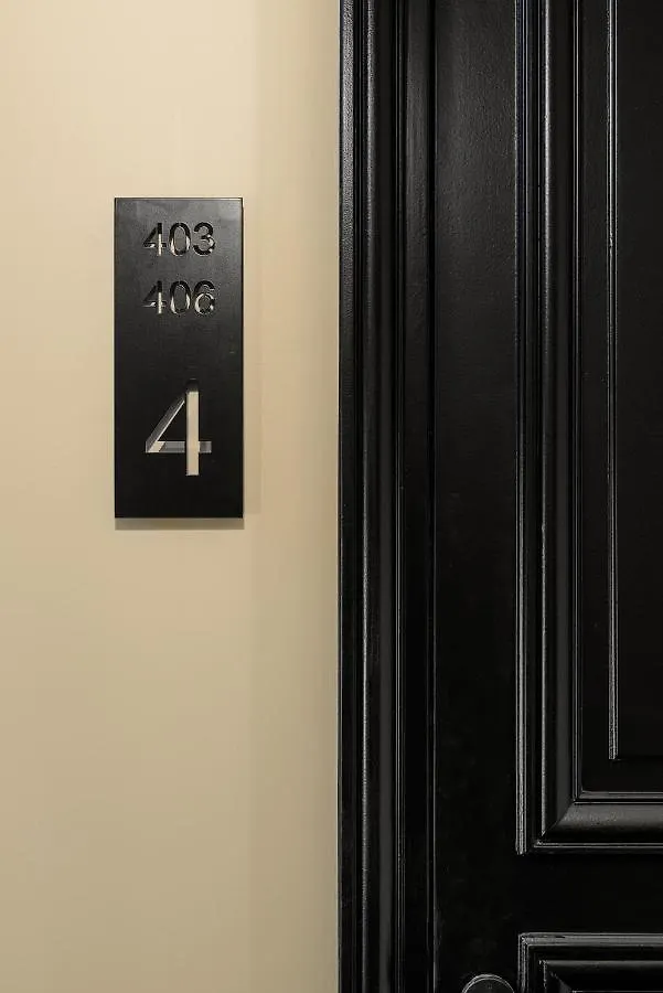 Black Door Aparthotel 5*